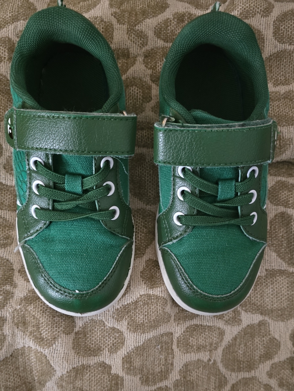 Kids Green Velcro Canvas Sneakers